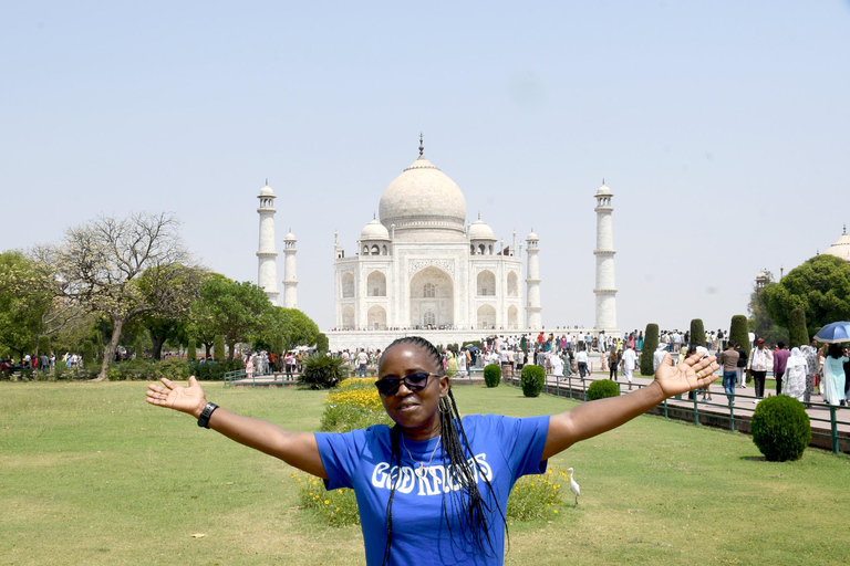 Z Delhi: Taj Mahal o wschodzie słońca, Baby Taj i twierdza Agra – wycieczka jednodniowa