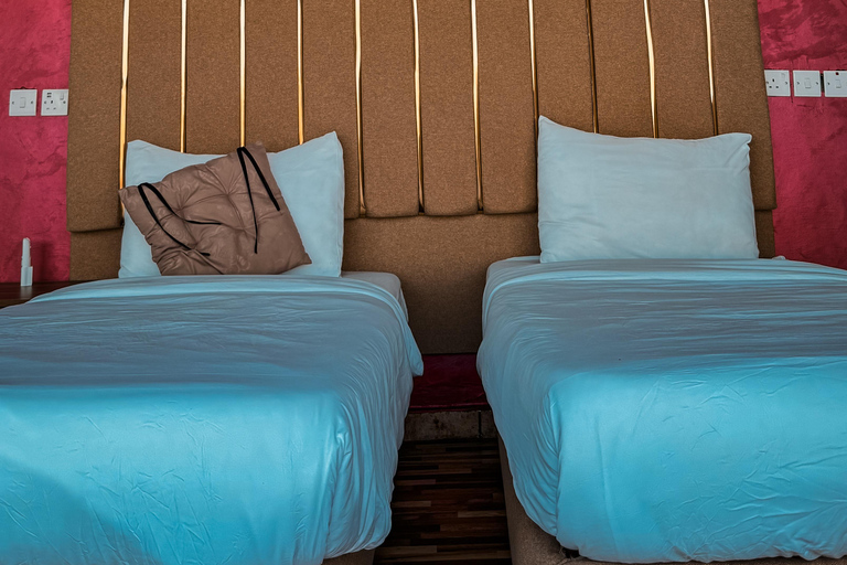 Wadi Rum: Desert Camp Tour With Jeep Safari And Star Gazing: