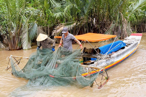 Ben Tre Prawn-Catching & Authentic Mekong Private Day Tour