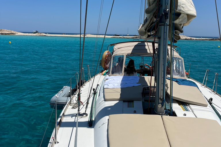 Day Sail tour from Ibiza to Formentera Shared Day Sail tour from Ibiza to Formentera