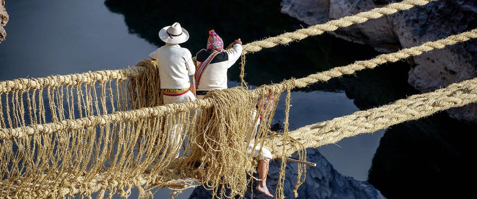 Queswachaka , Tour Inca bridge - Housity