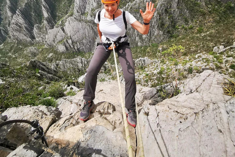 Nido de Aguiluchos : randonnée, rappel et photos à couper le souffleNido de Aguiluchos : Randonnée, descente en rappel et photos à couper le souffle