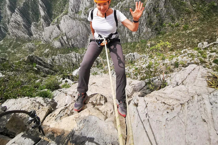 Nido de Aguiluchos : randonnée, rappel et photos à couper le souffleNido de Aguiluchos : Randonnée, descente en rappel et photos à couper le souffle