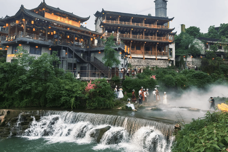 Zhangjiajie: Mengdong River Rafting & Furong Town Tour