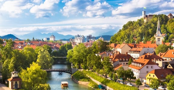 Ljubljana: Private 2h Sightseeing Walking Tour