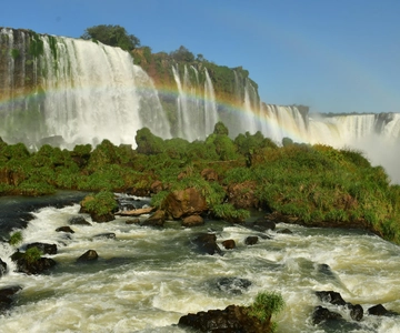 Iguassu Waterfalls: 1 Day Tour Brazil and Argentina's sides