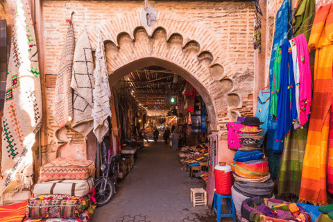 Marrakech Medina Night Tour with Rooftop Dinner