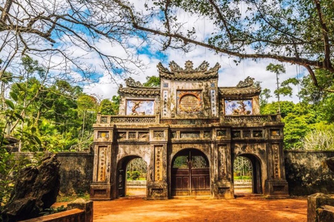 Hue City Esperienza di filosofia di vita nel tour buddistaCittà di Hue: Esperienza di filosofia di vita nel tour buddista