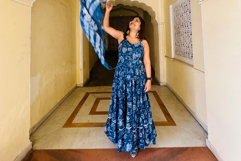 Jaipur: Private Photoshoot Tour for Solo Travelers & Couples Amer Fort Photoshoot