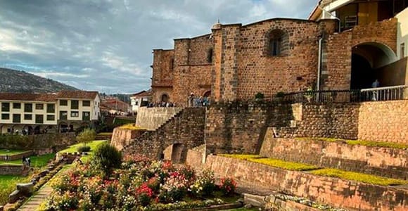 Cusco: Inca History and Archaeological Sites