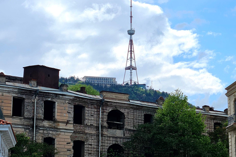 Tbilisi: Traditional Flavors & Double Wine Tasting Tour