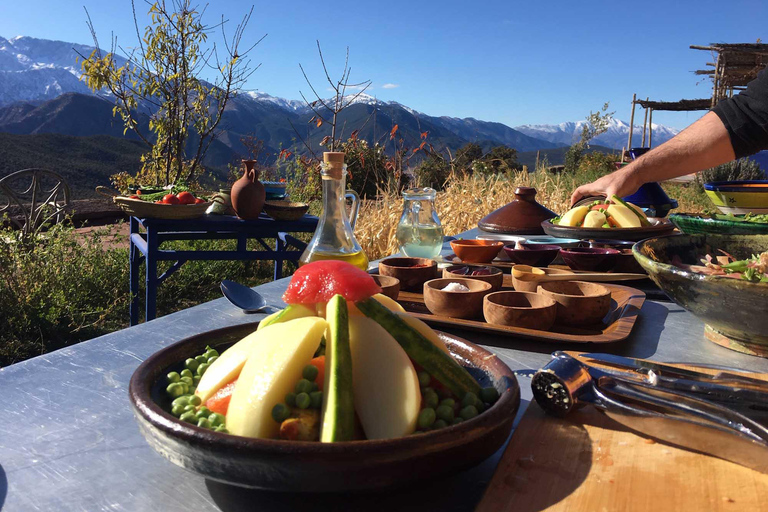 Marrakech: Corso di cucina sulle montagne dell&#039;Atlante con una famiglia berbera