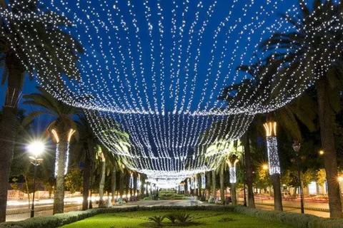 Fès : Dîner-spectacle de nuit avec visite nocturne de la ville