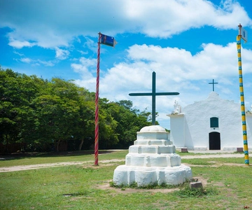 Porto Seguro: Trancoso Day Trip with Beach and Quadrado