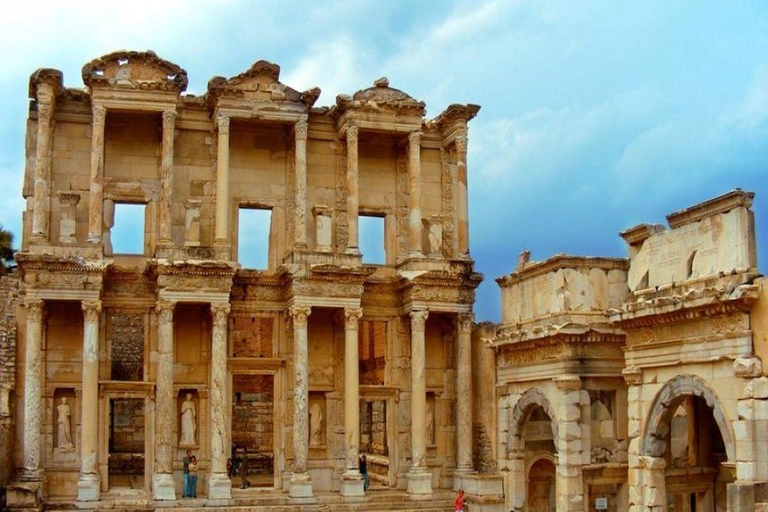 Kusadasi: Ephesus and House of Virgin Mary Private Tour Spanish Speaking Guide