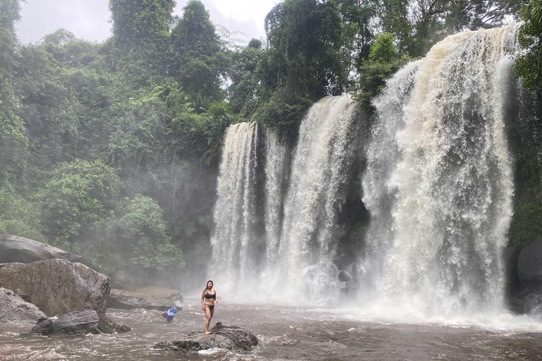 Siem Reap: Cachoeira Phnom Kulen e viagem de 1 dia a Koh KerCachoeira Phnom Kulen e Koh Ker com guia que fala inglês