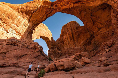 Arches National Park: Morning Adventure Tour With pickup