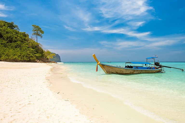 Phi Phi: Passeio de 4 horas em bambu e Phi Phi em barco particular de cauda longa11 a 15 pessoas