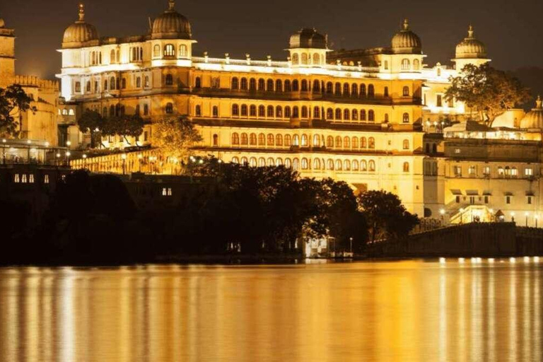 Udaipur Night Wonders: A Guided Night Walking Tour
