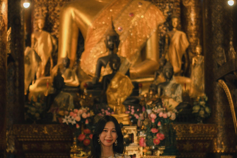 Luang Prabang: Traditional Clothing Photoshoot Experience