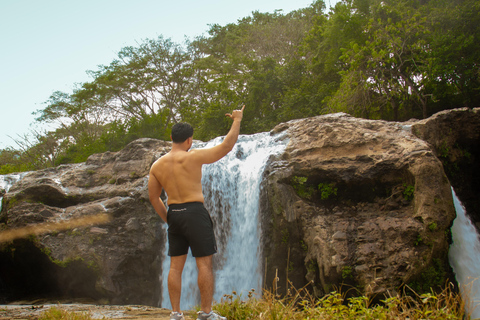 Mountain Bike Sightseeing Tour to the Salto de Malacatiupán