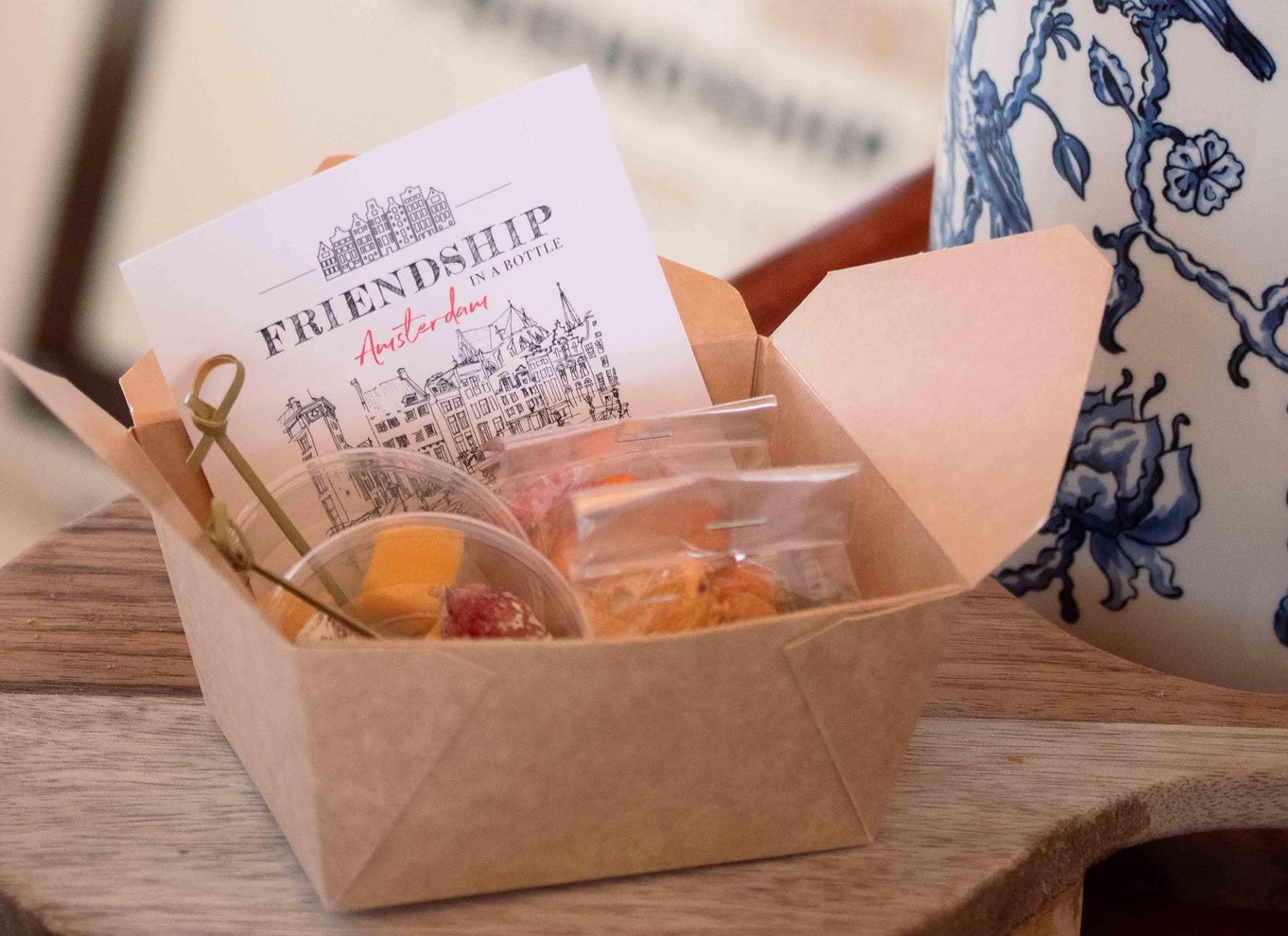 Amsterdam: Luksusbådtur med ubegrænsede cocktails og snacks