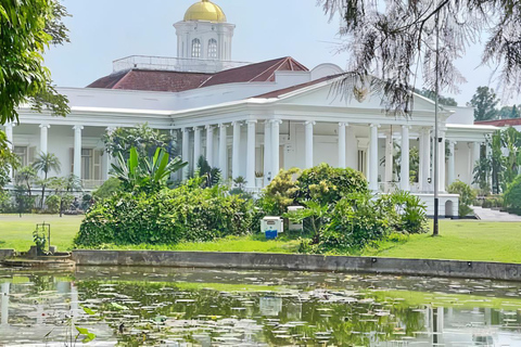 De Jacarta : Jardim Botânico, Cachoeiras, Vistas Naturais