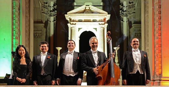 Florence: Piazza Signoria, Dinner, and the Three Tenors