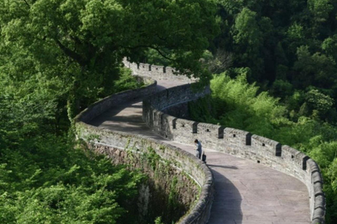 Linhai: Free Guided Tour Great Wall Climb & Old Street Walk