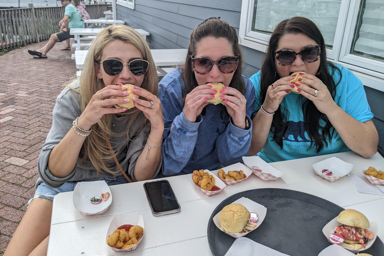 Portland: Old Port Seafood Lovers Tour Group Tour