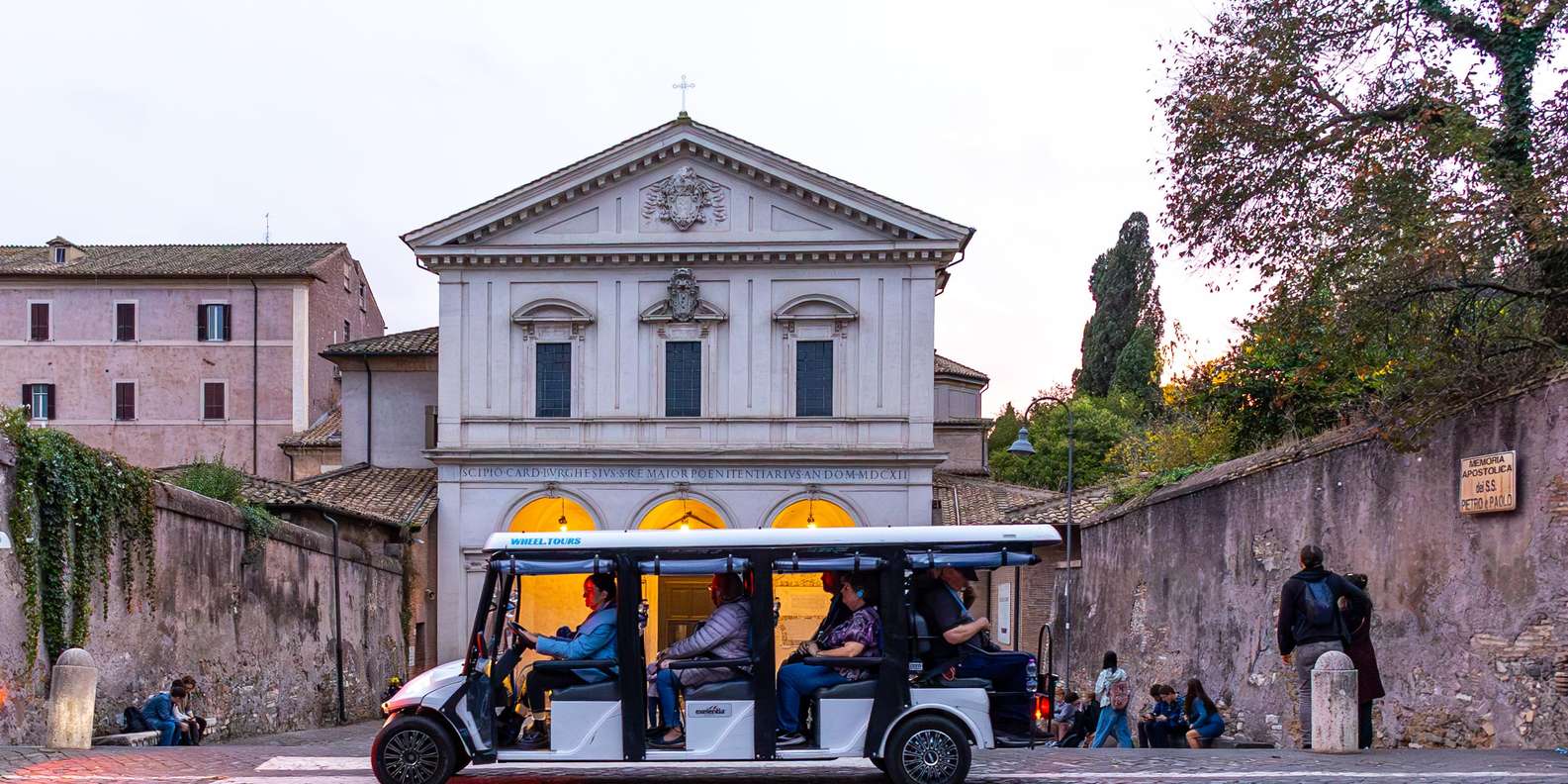 Rome: Catacombs and Appian Way Golf Cart Small-Group Tour