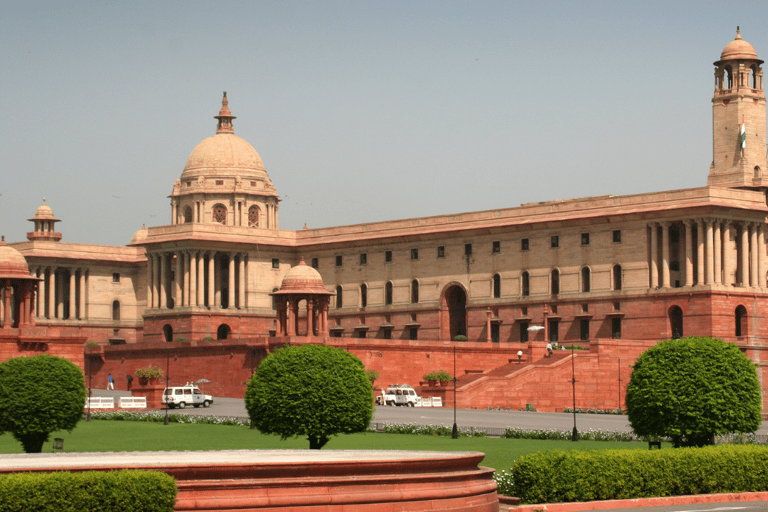 Golden Triangle Saga: A Story Behind Every Monument Tour With Tour Guide and AC Car