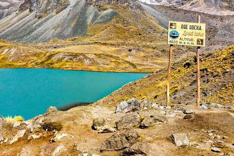 Ausangate's Hike - Seven Glacial Lakes