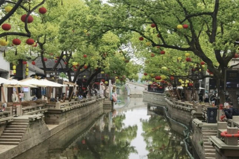 Shanghai: Huishan Ancient Town & Tai Lake Private Day Trip