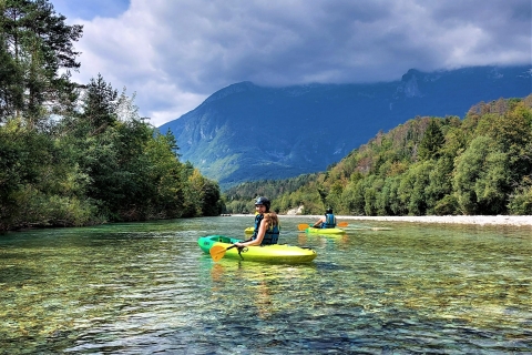 Bovec: Verken de Soča rivier met sit-on-top kajak + GRATIS fotoBovec: Verken de rivier de Smaragd met een sit-on-top kajak