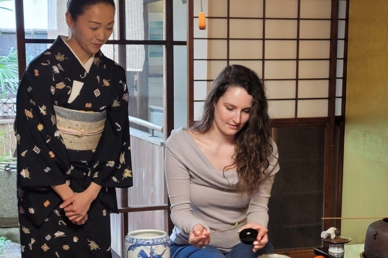 Kioto: Prywatna ceremonia parzenia herbaty w stylu stołu
