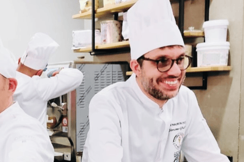 Guided Food Tour with Wine Tastings in Genoa Italiano