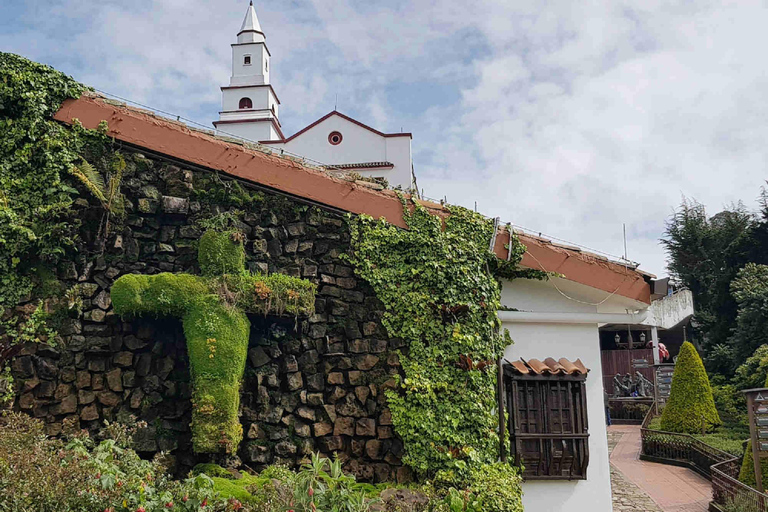 Tour privato di mezza giornata a Monserrate