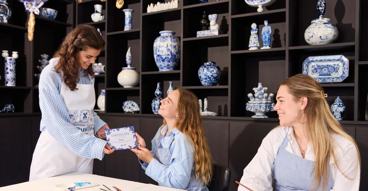 Afbeelding 19 van Amsterdam: traditionele Nederlandse blauwe tegelschilderworkshop