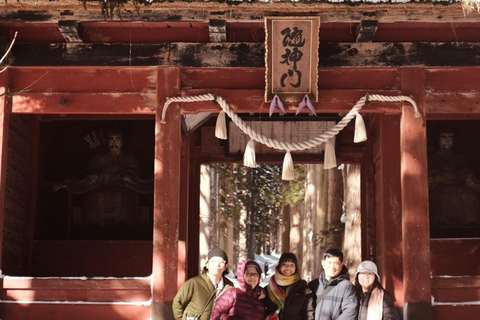 ناغانو: جولة خاصة في ضريح توجاكوشي، ساكي وزينكوجيالاستلام من مدينة ناغانو والمناطق المجاورة