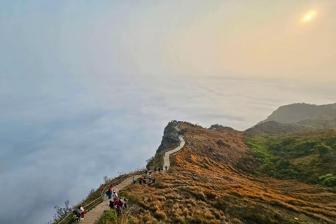 Pokhara: Manungkot Sunrise Tour with Hotel Pickup & Guide