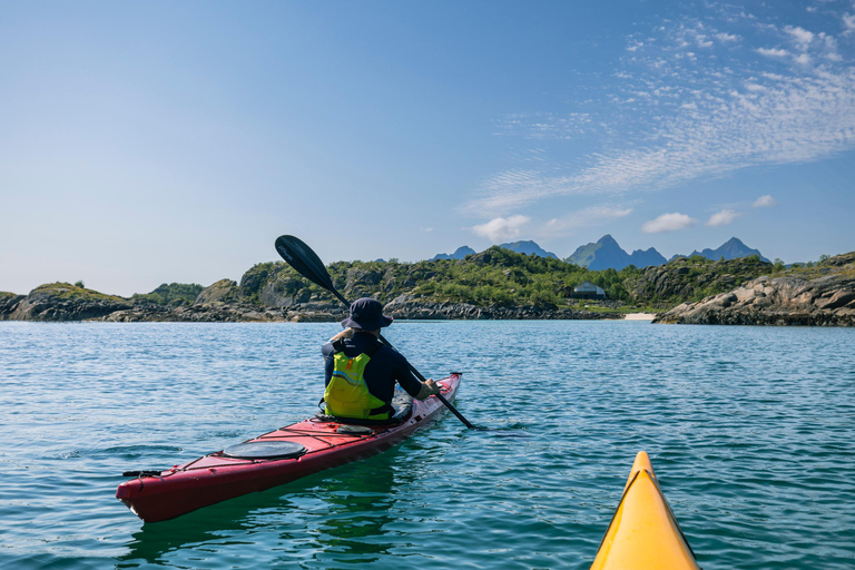 From Svolvær: Lofoten Guided Kayak Experience