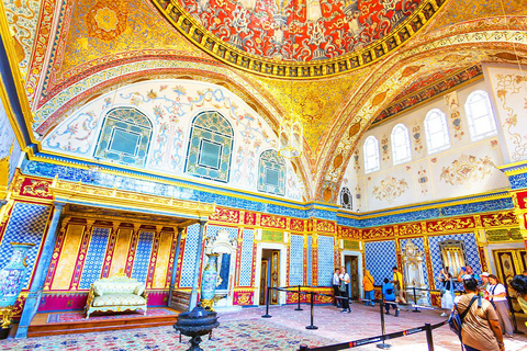 Topkapi Palace Guided Tour with Harem & Skip-the-Line Entry