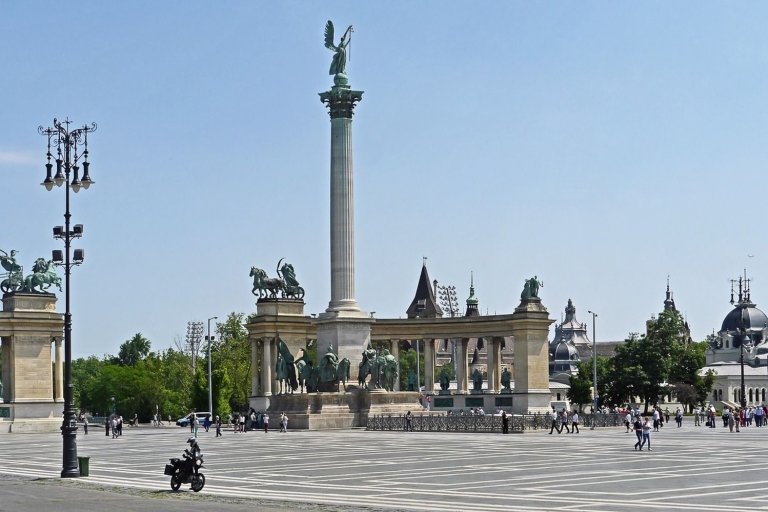 Budapest: Private Walking Tour in the Pest Side Private Walking Tour