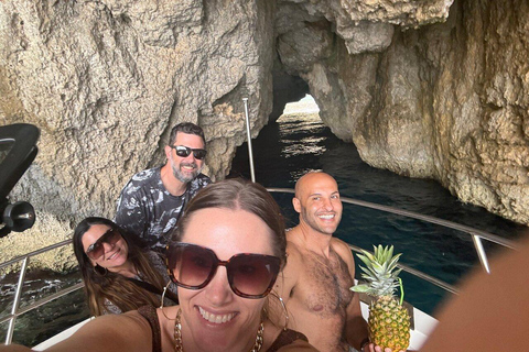 Malta: Private Boat Trip to Blue Lagoon & Crystal Lagoon 4 Hours