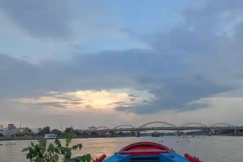 Can Tho: Kleiner Kanal und genießen Sie Sunet auf Can Tho Fluss