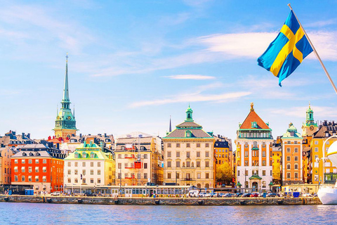 Stockholm: Royal Palace Entry & Gamla Stan Guided Tour