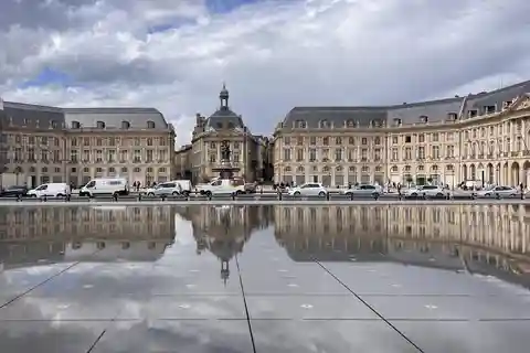 Visit Bordeaux Classique