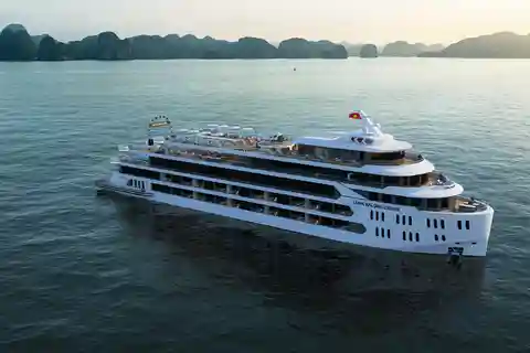 [Excursión de un día] Experiencias excepcionales con el crucero Luna Halong