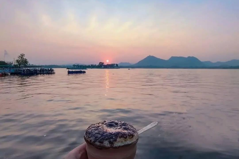Explore Udaipur in One Day – Private Tour by Car With Guide Private Cab & Driver – No Guide